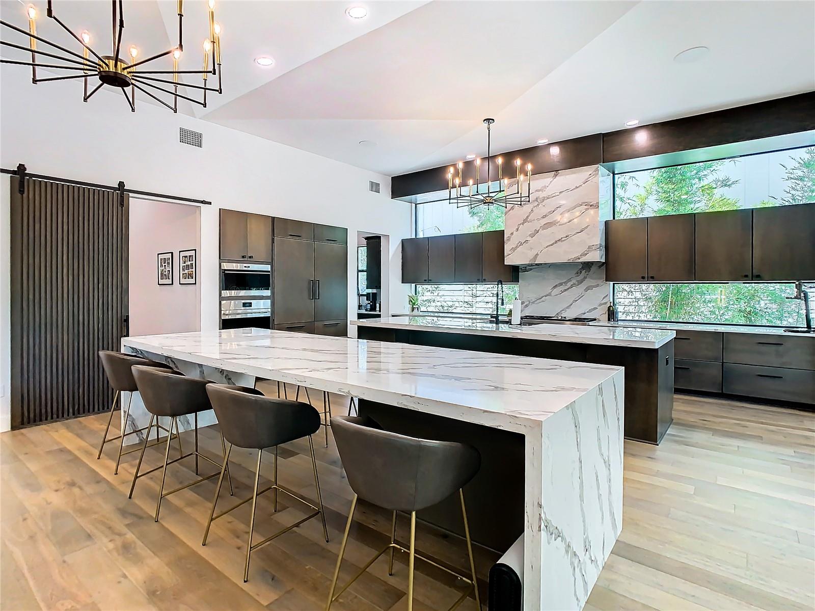 SUNSET PARK - Residential