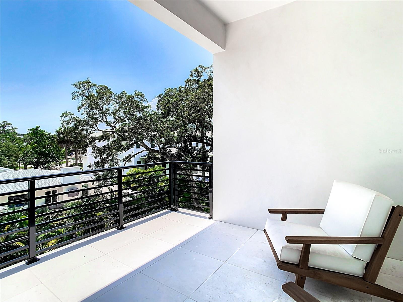 SUNSET PARK - Residential