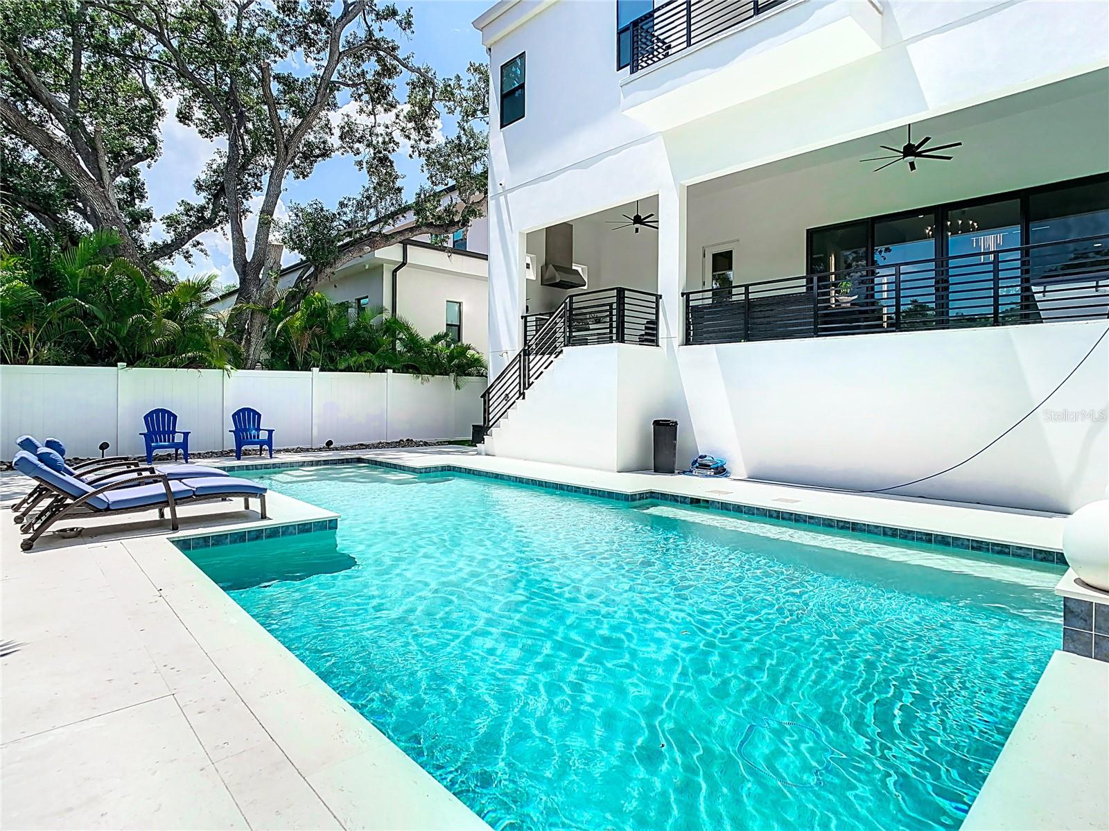 SUNSET PARK - Residential