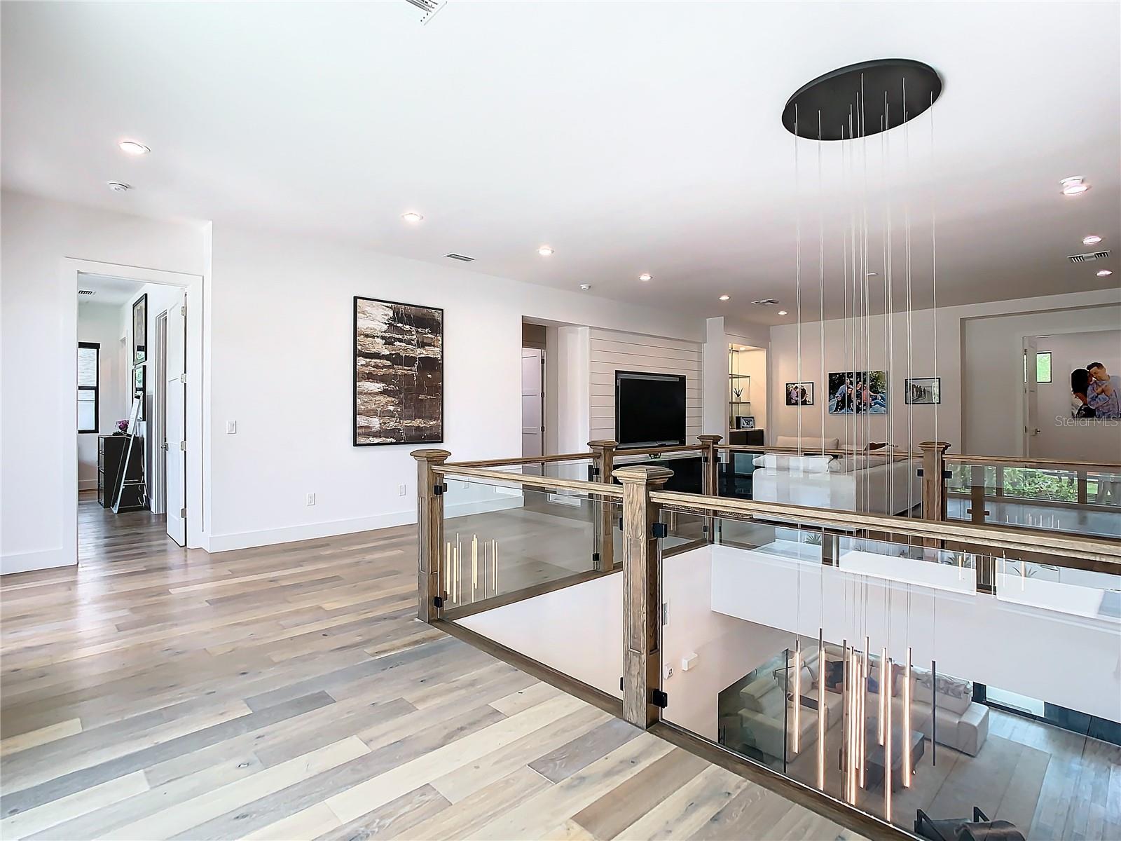 SUNSET PARK - Residential