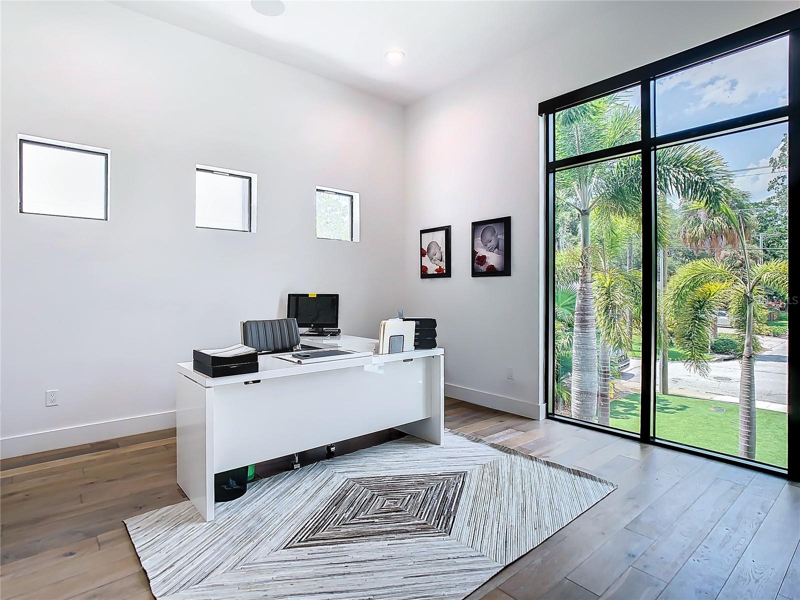 SUNSET PARK - Residential