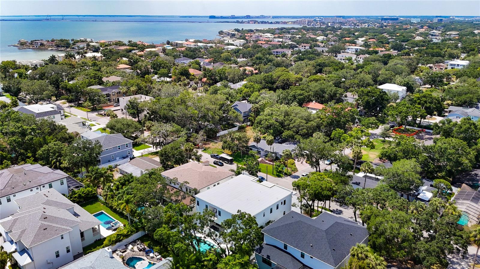 SUNSET PARK - Residential