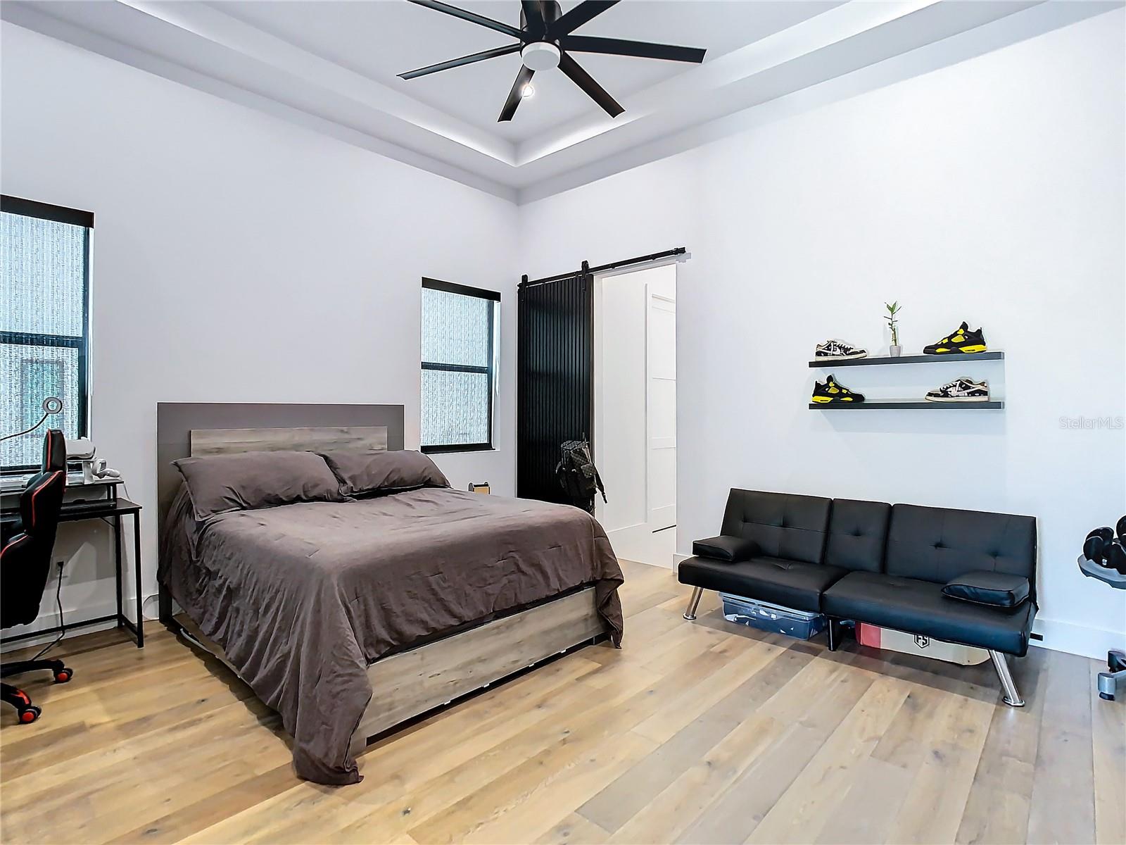 SUNSET PARK - Residential