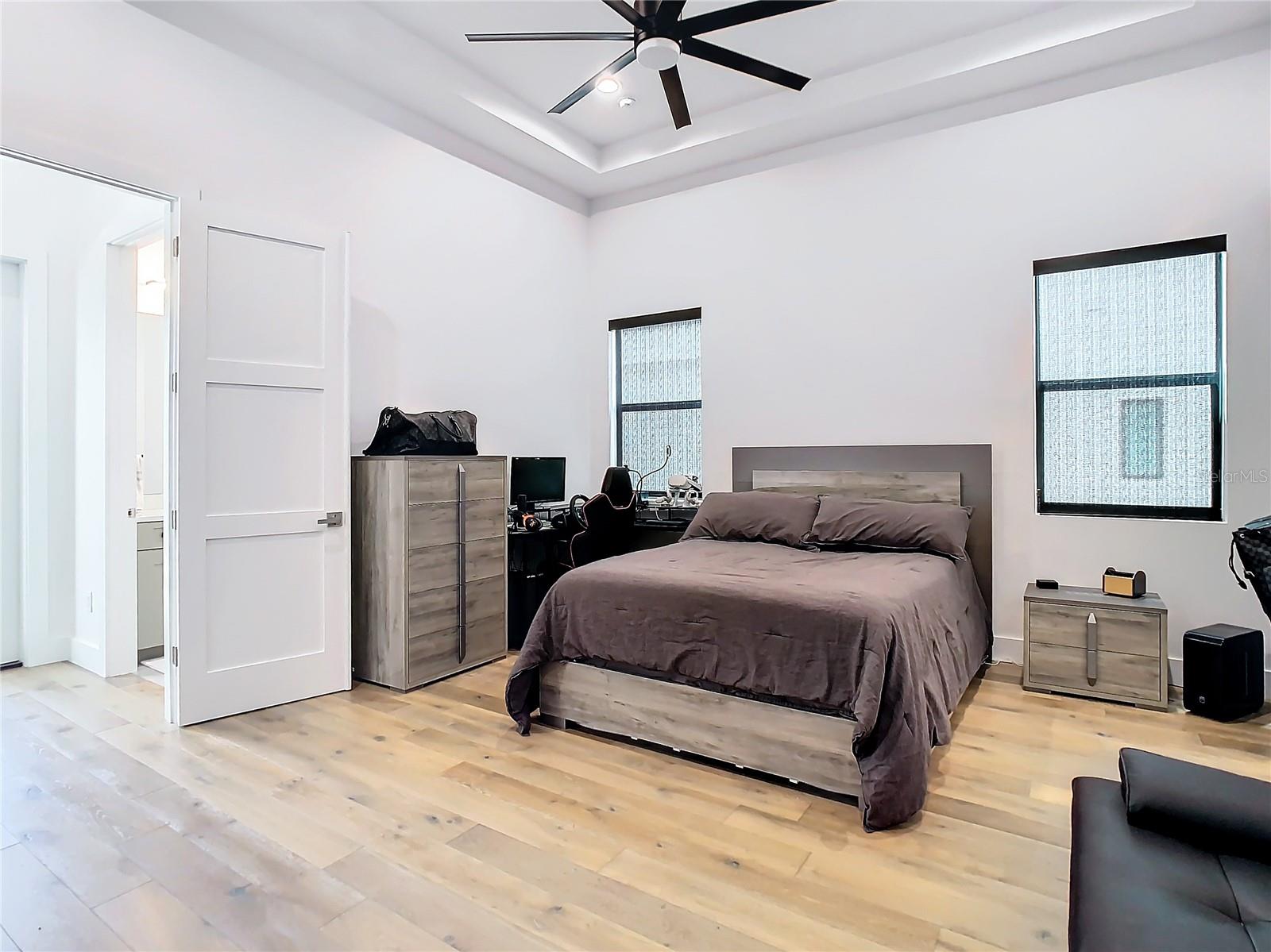 SUNSET PARK - Residential