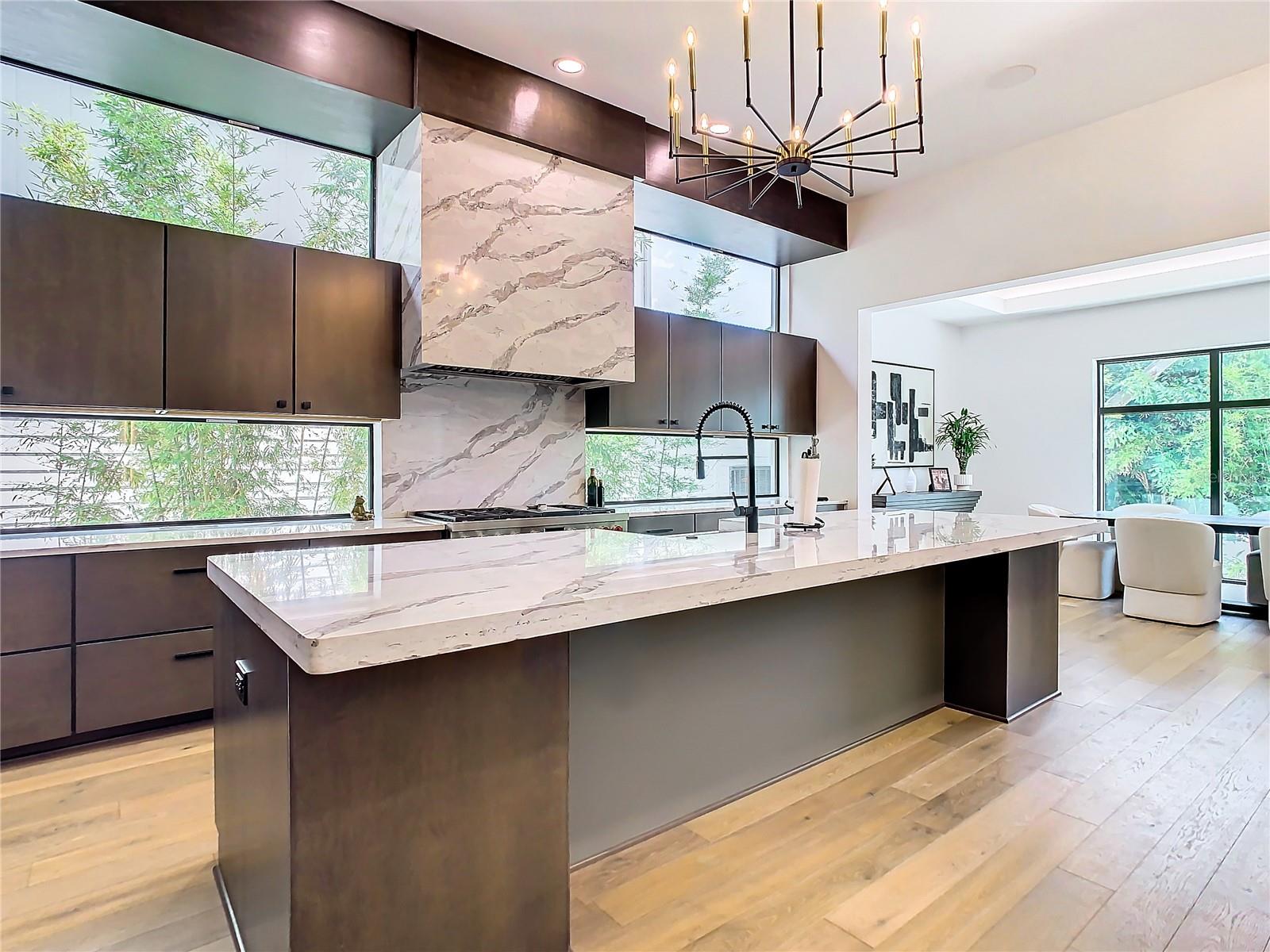 SUNSET PARK - Residential