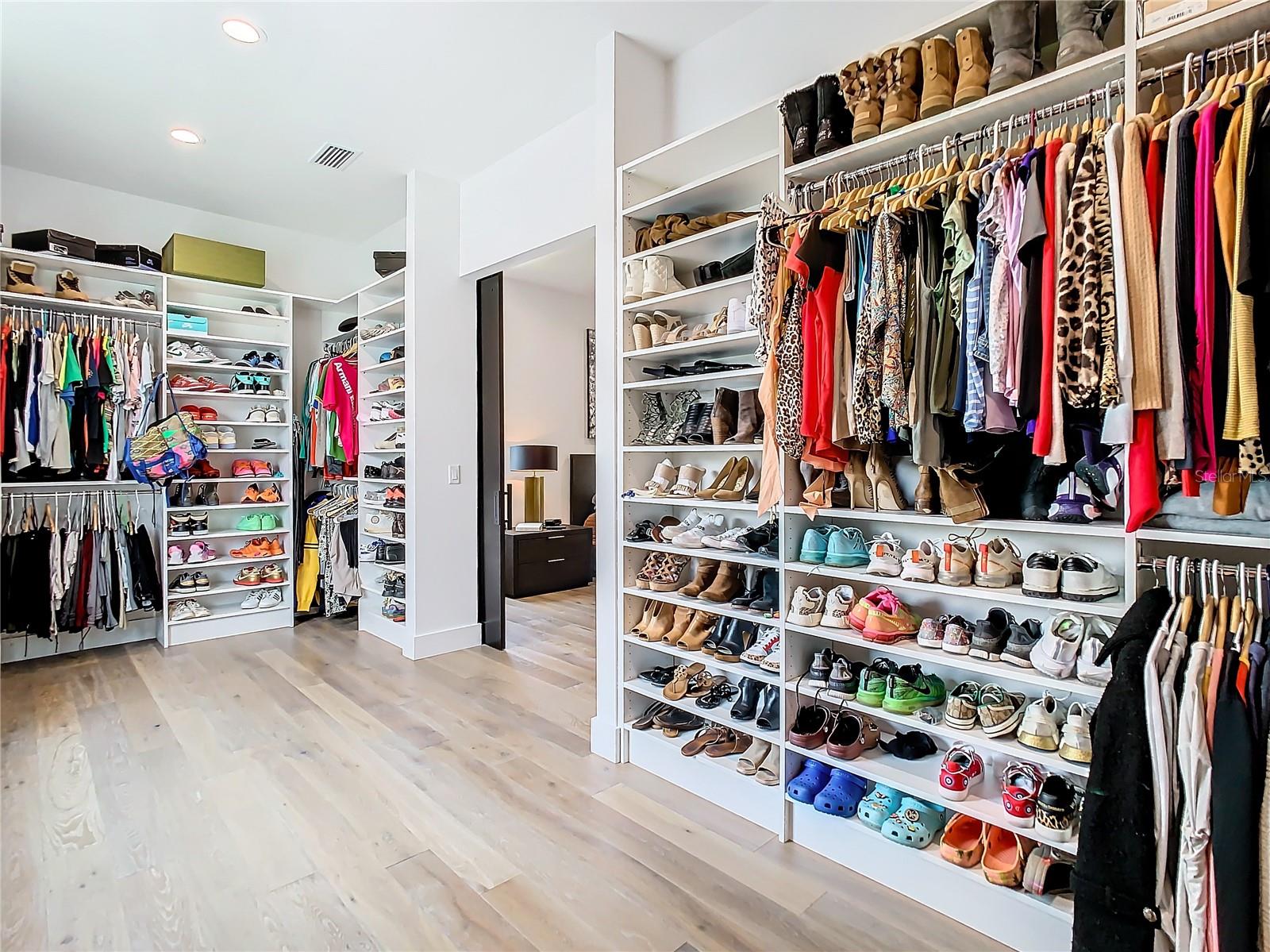 SUNSET PARK - Residential