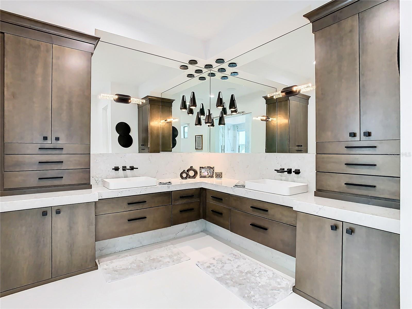 SUNSET PARK - Residential