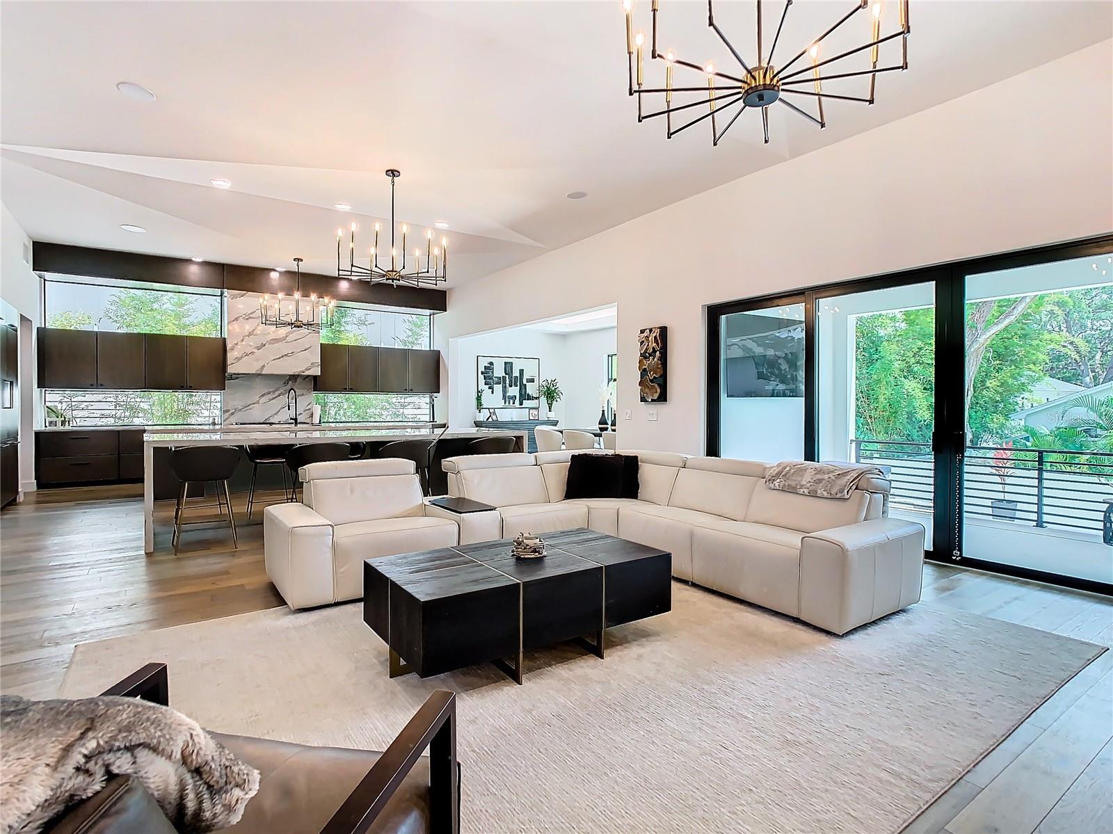 SUNSET PARK - Residential