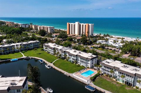 A home in LONGBOAT KEY