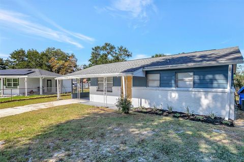 Photo of 7902 Allamanda Avenue, Tampa, FL 33619 (MLS # TB8444262)