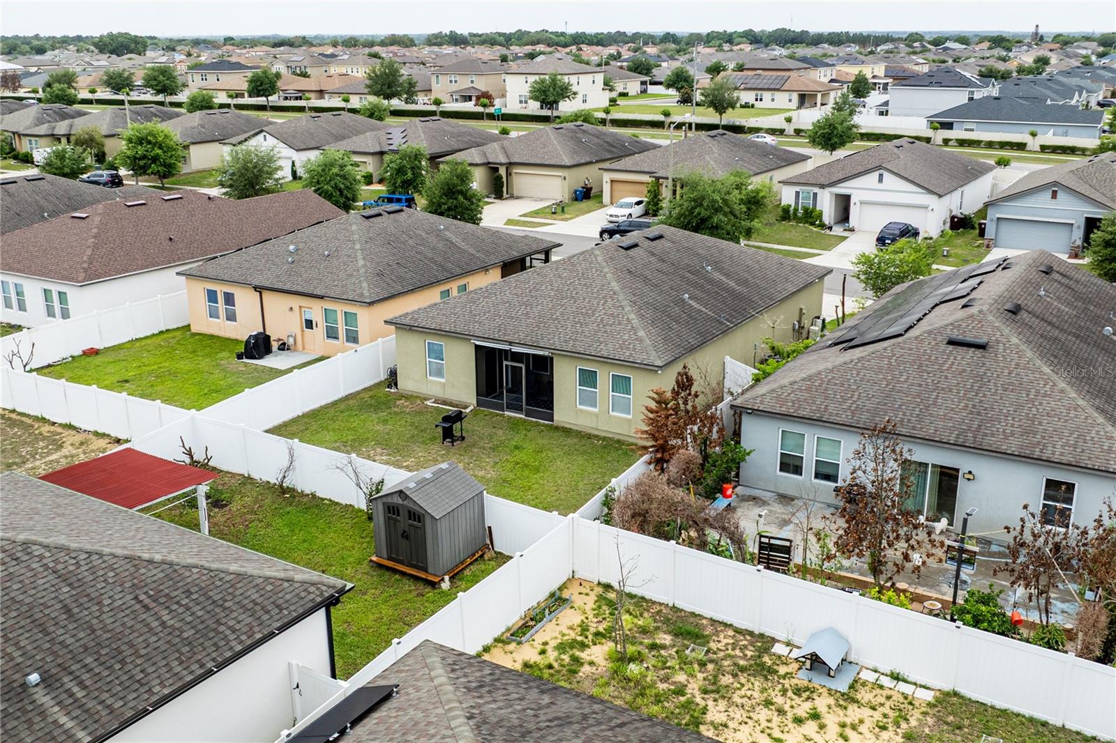 RESERVE/HLND MDWS - Residential