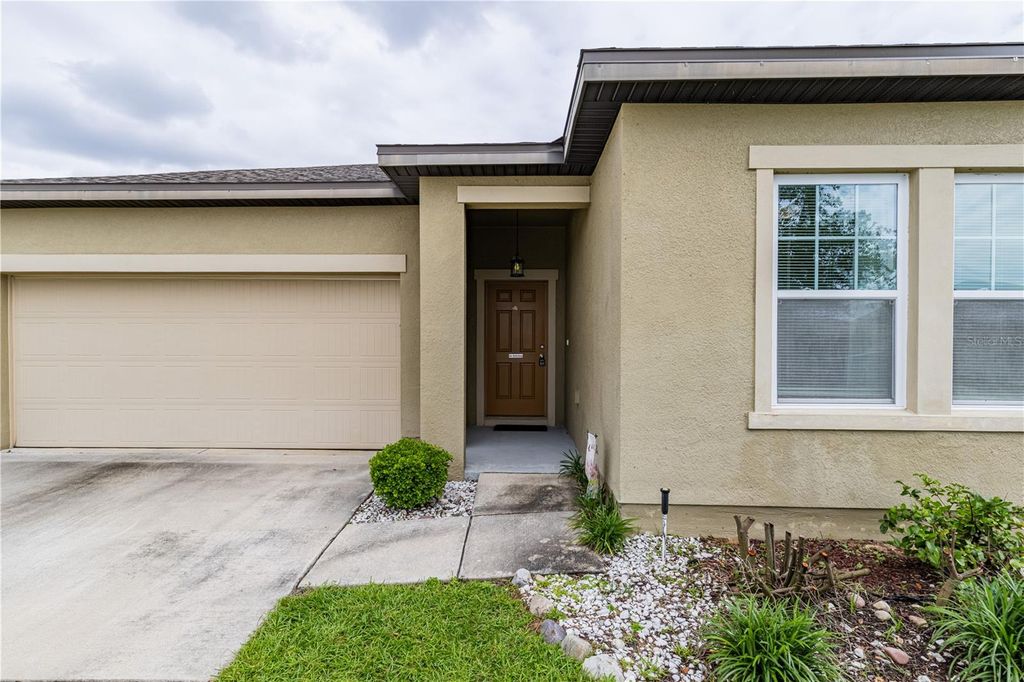 Photo of 346 Eaglecrest Drive, Haines City, FL 33844 (MLS # G5111373)