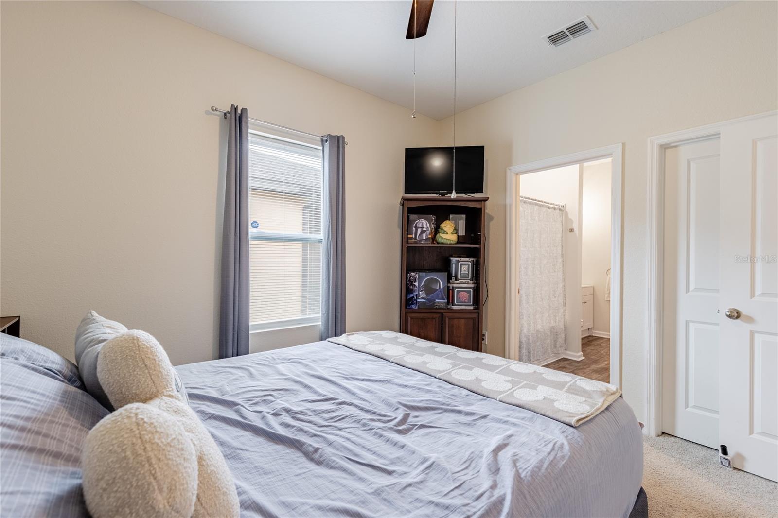 RESERVE/HLND MDWS - Residential