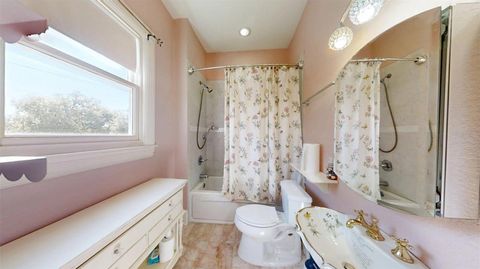 Tiny photo for 805 E Fort King Street, Ocala, FL 34471 (MLS # G5111885)