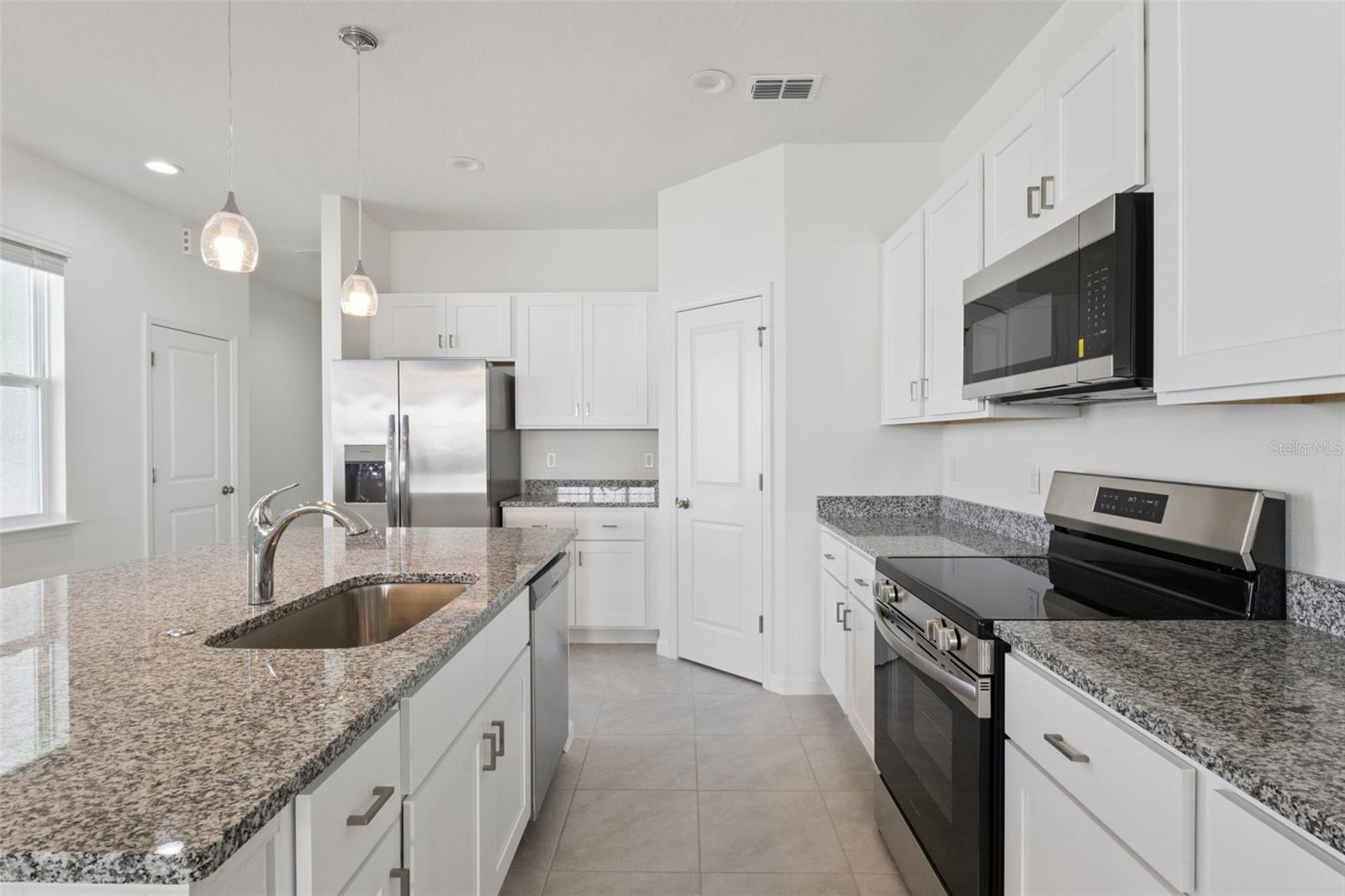 GRAND ISLE - Residential