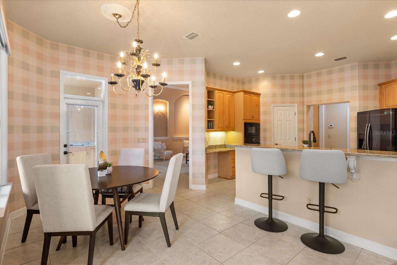 WHISPERING WINDS PH 2 - Residential