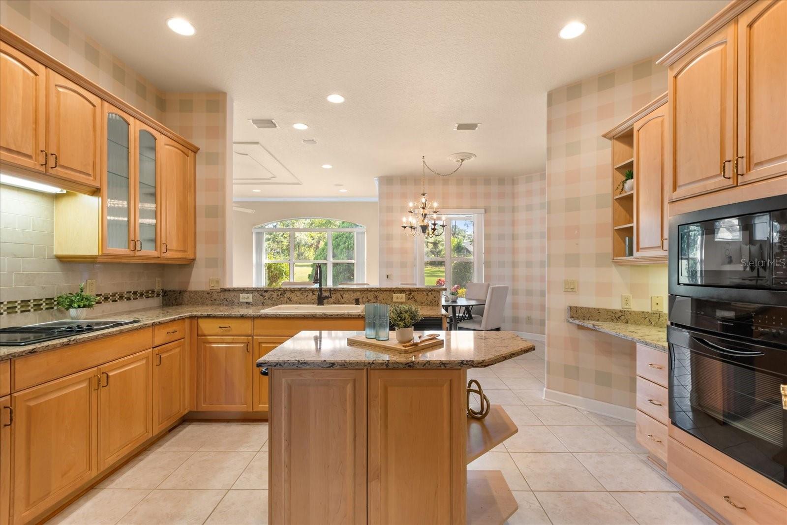 WHISPERING WINDS PH 2 - Residential