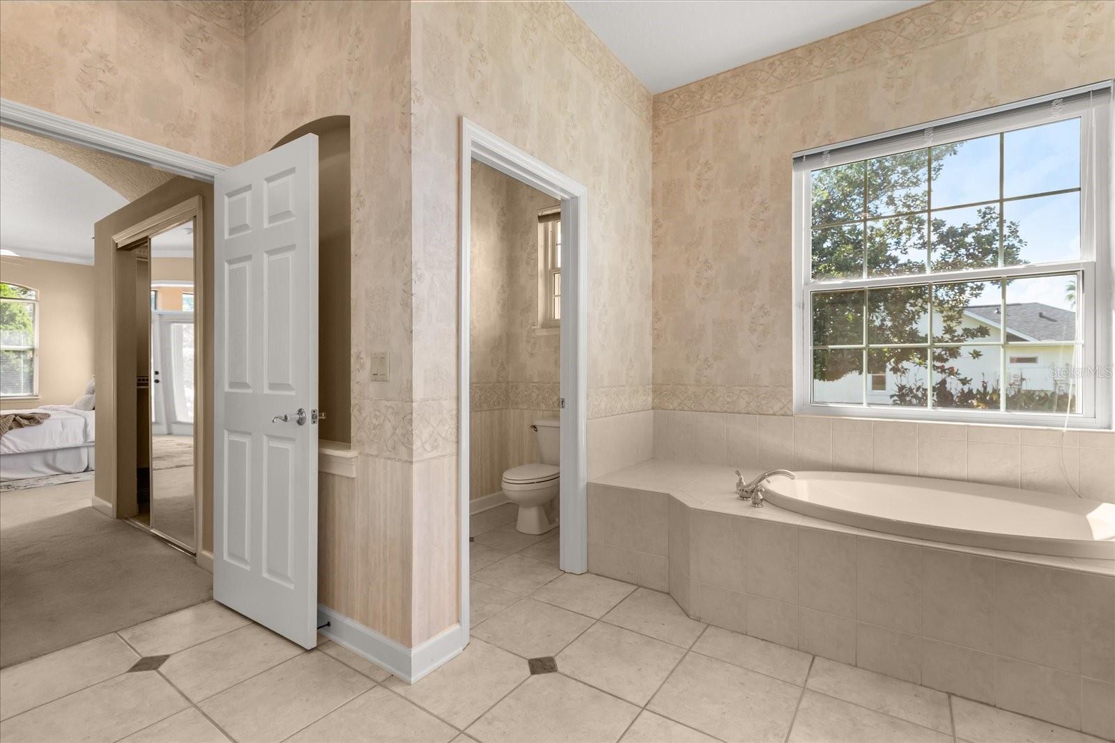 WHISPERING WINDS PH 2 - Residential