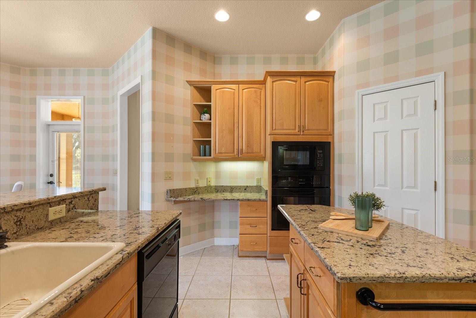 WHISPERING WINDS PH 2 - Residential