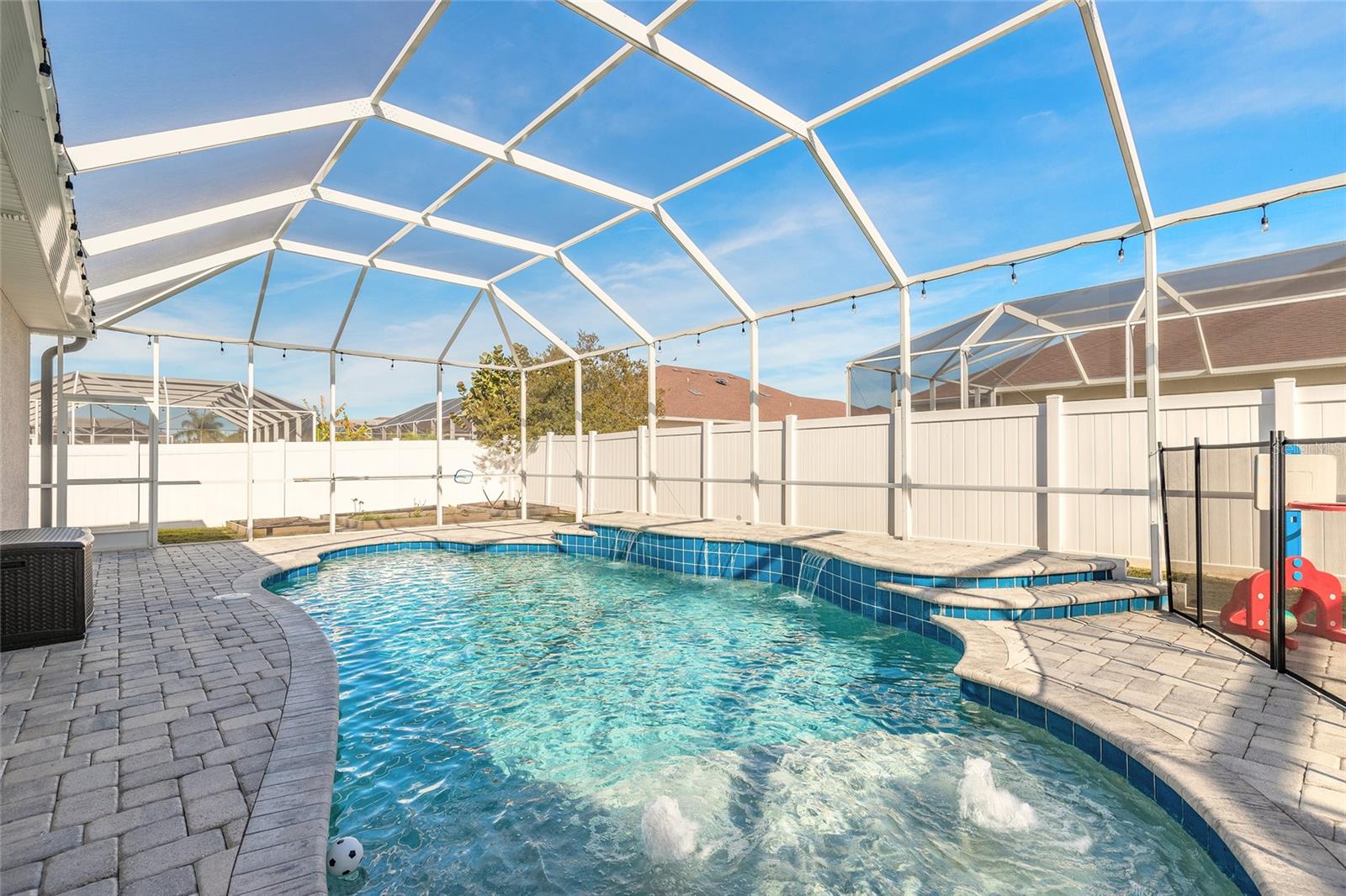 PROMENADE PARKE - Residential