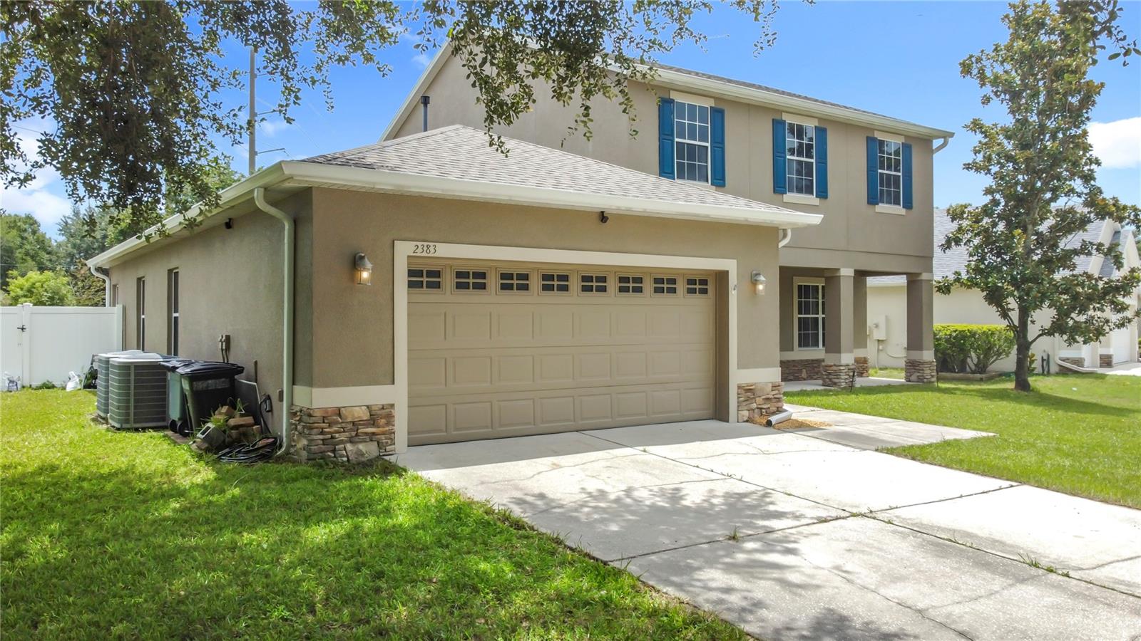 2383 WINDING COVE