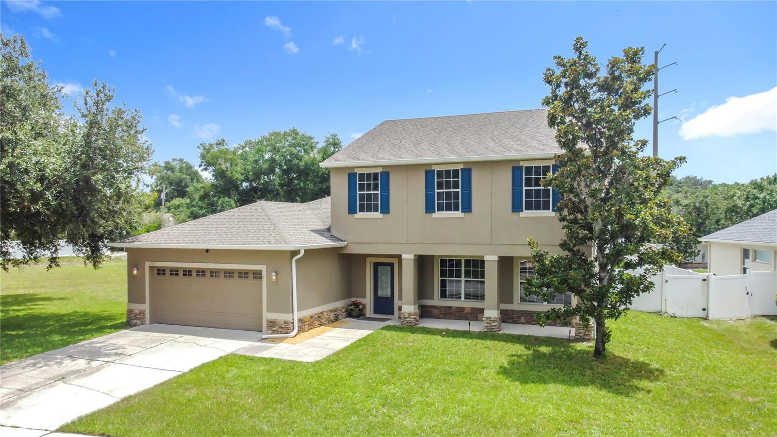 2383 WINDING COVE