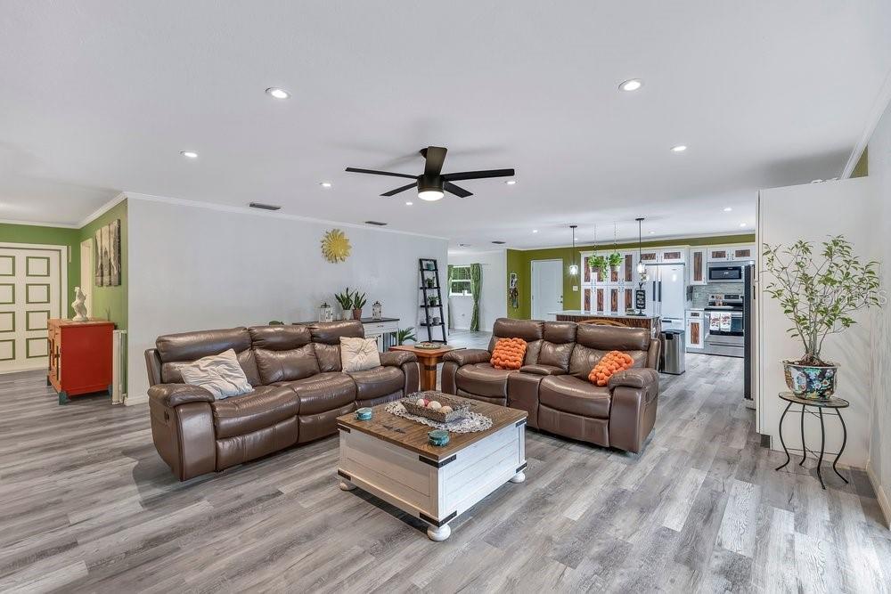 RIVER RIDGE - Residential