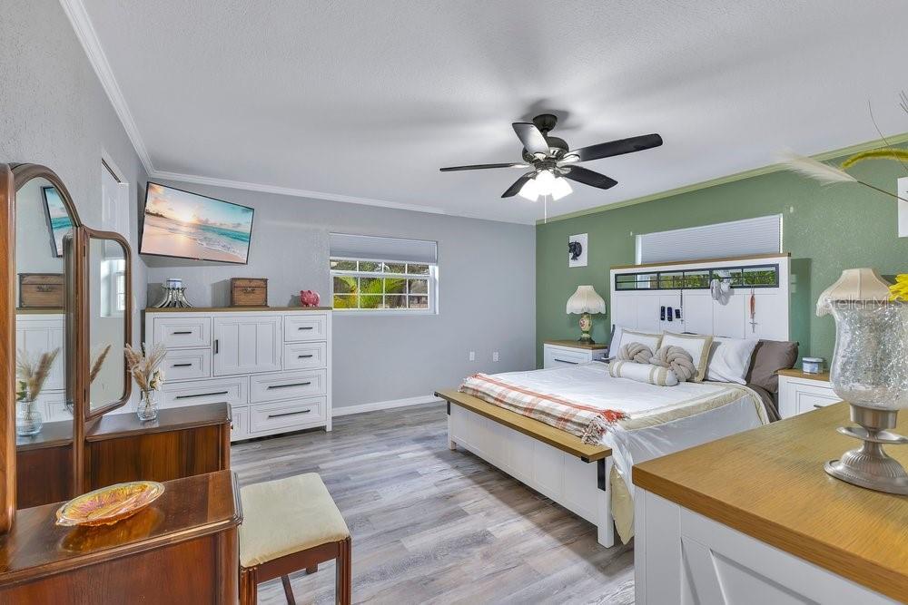 RIVER RIDGE - Residential