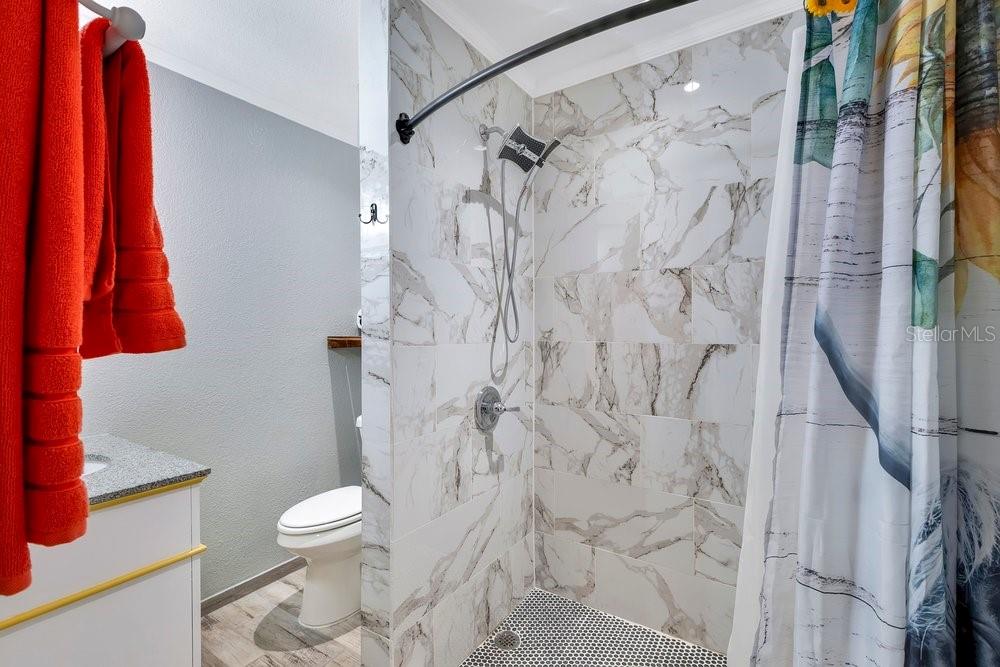 RIVER RIDGE - Residential