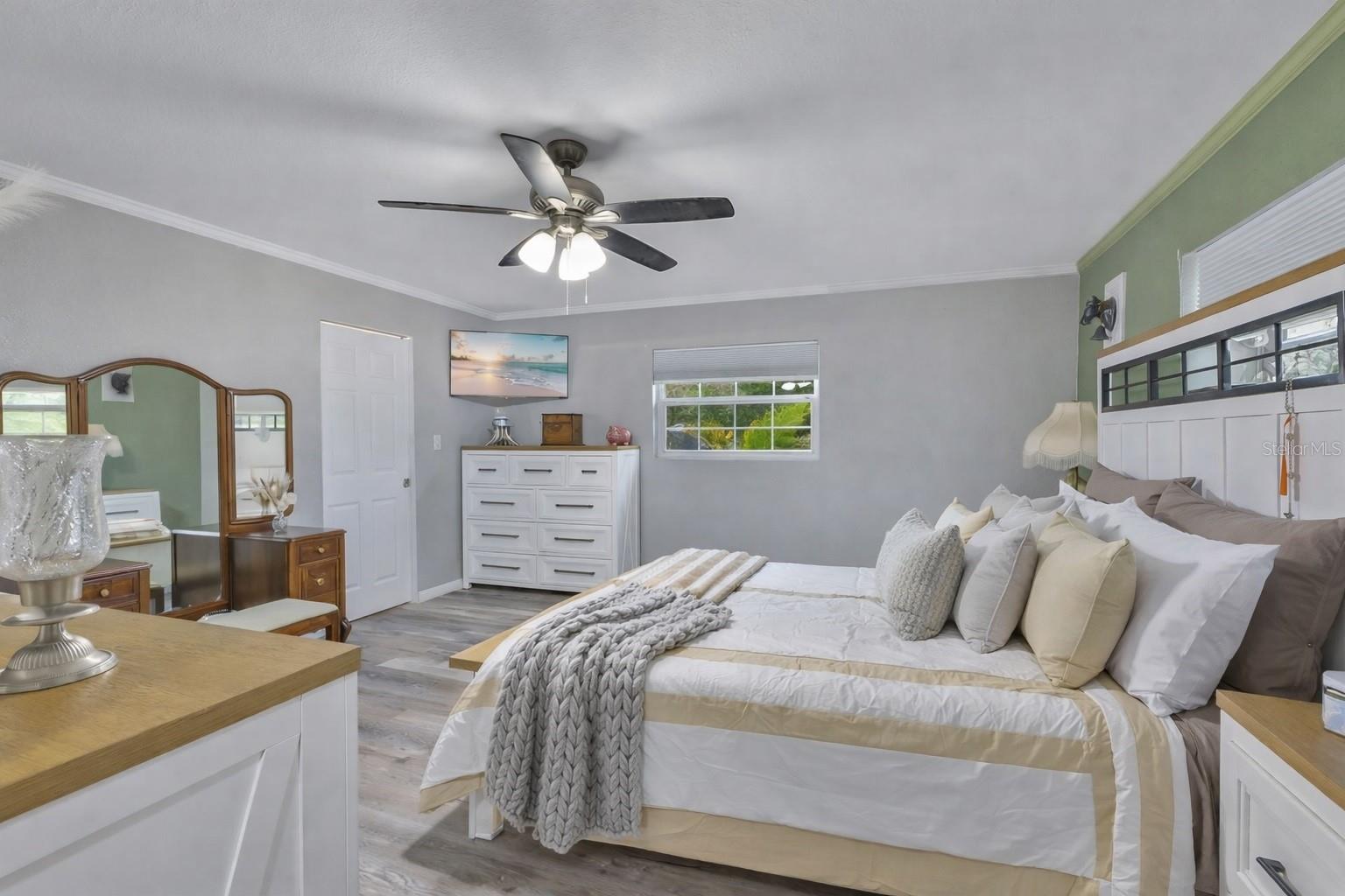 RIVER RIDGE - Residential