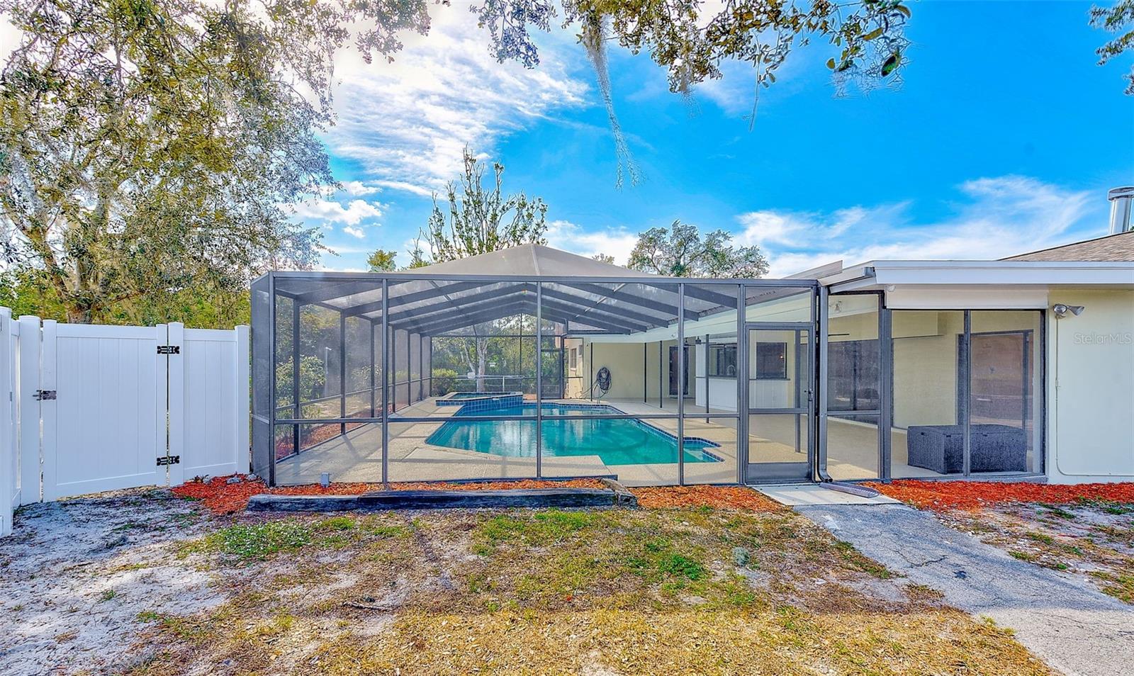 TANGLEWOOD EAST - Residential