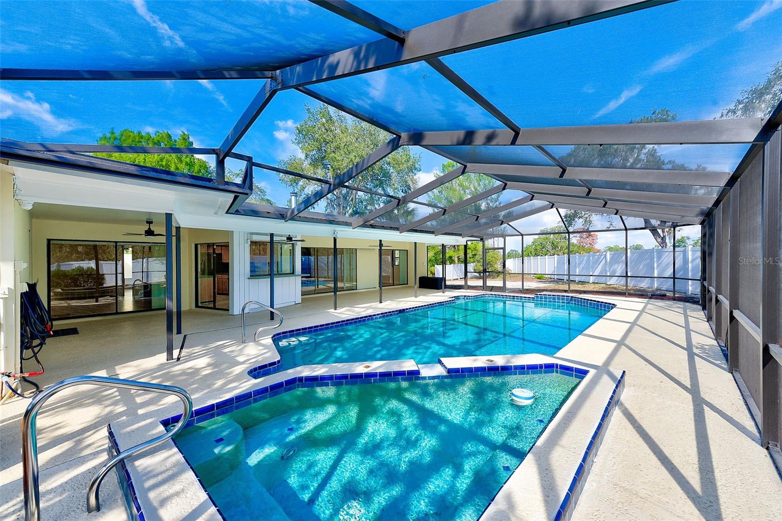 TANGLEWOOD EAST - Residential