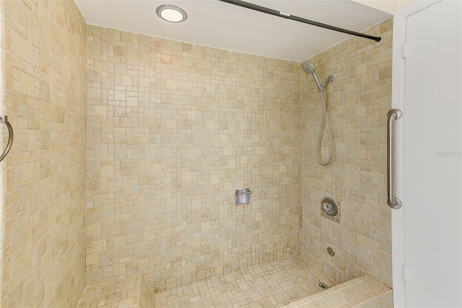 TANGLEWOOD EAST - Residential