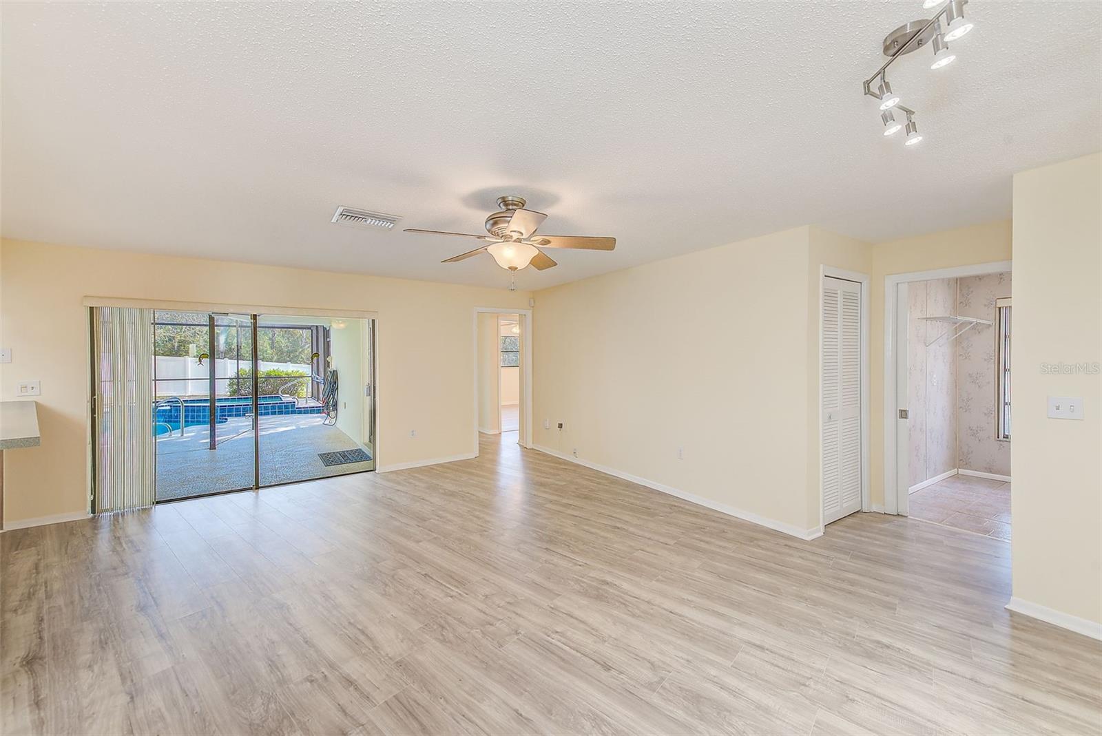 TANGLEWOOD EAST - Residential