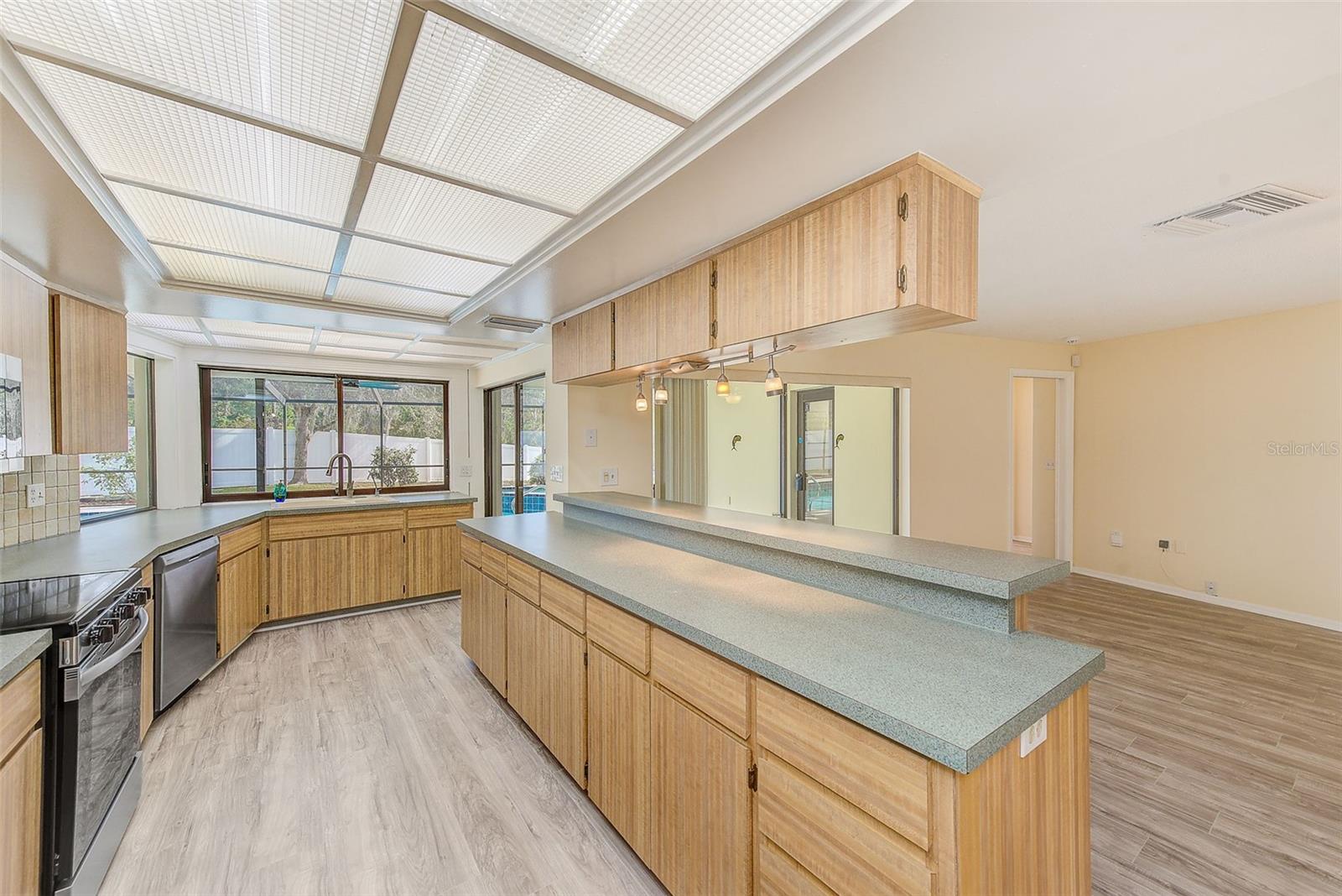 TANGLEWOOD EAST - Residential