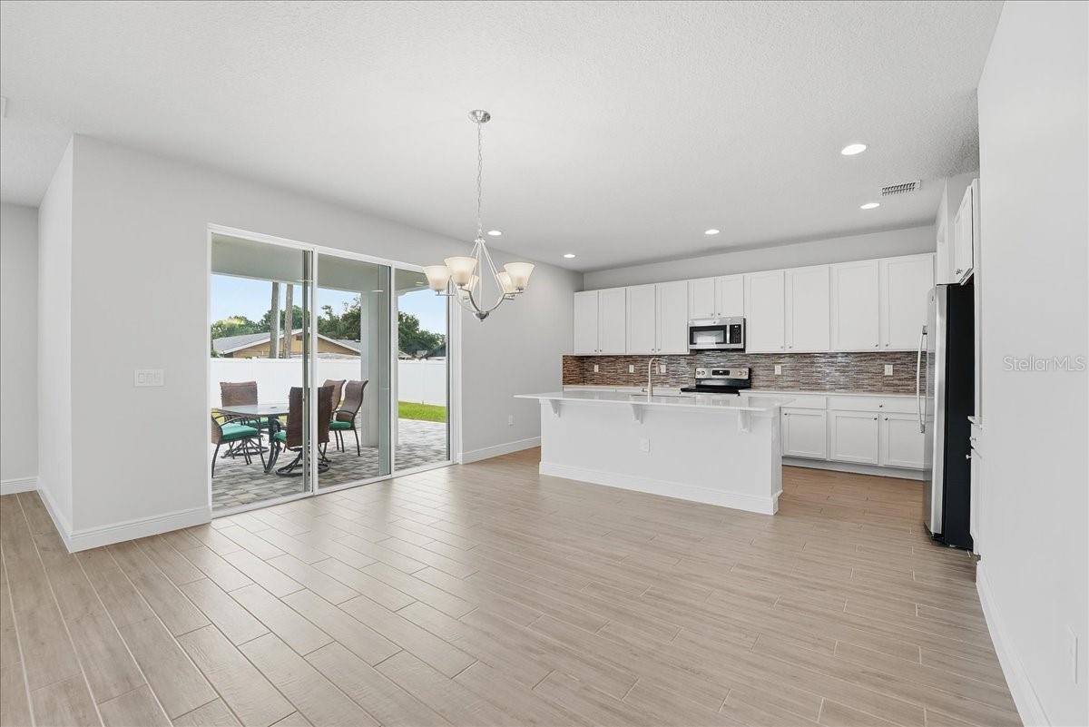 819 LOWOOD COURT