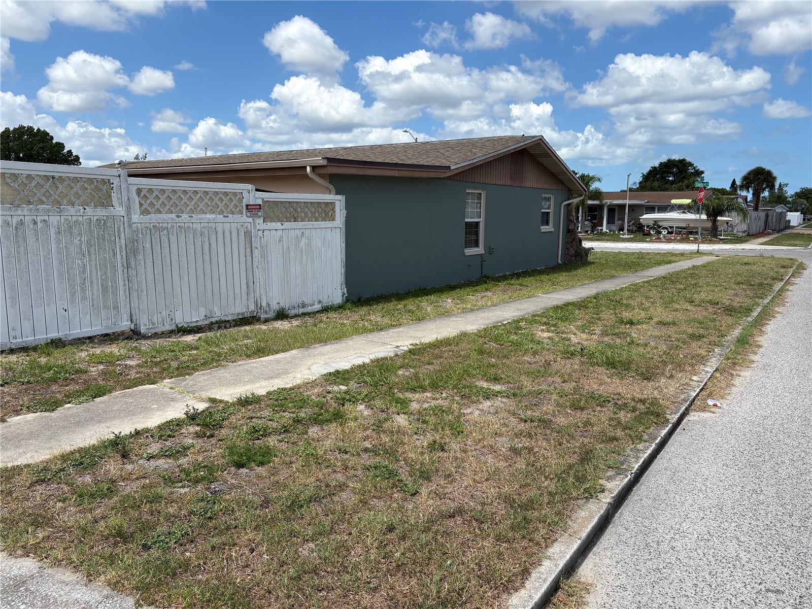 HOLIDAY GARDEN ESTATES - Residential