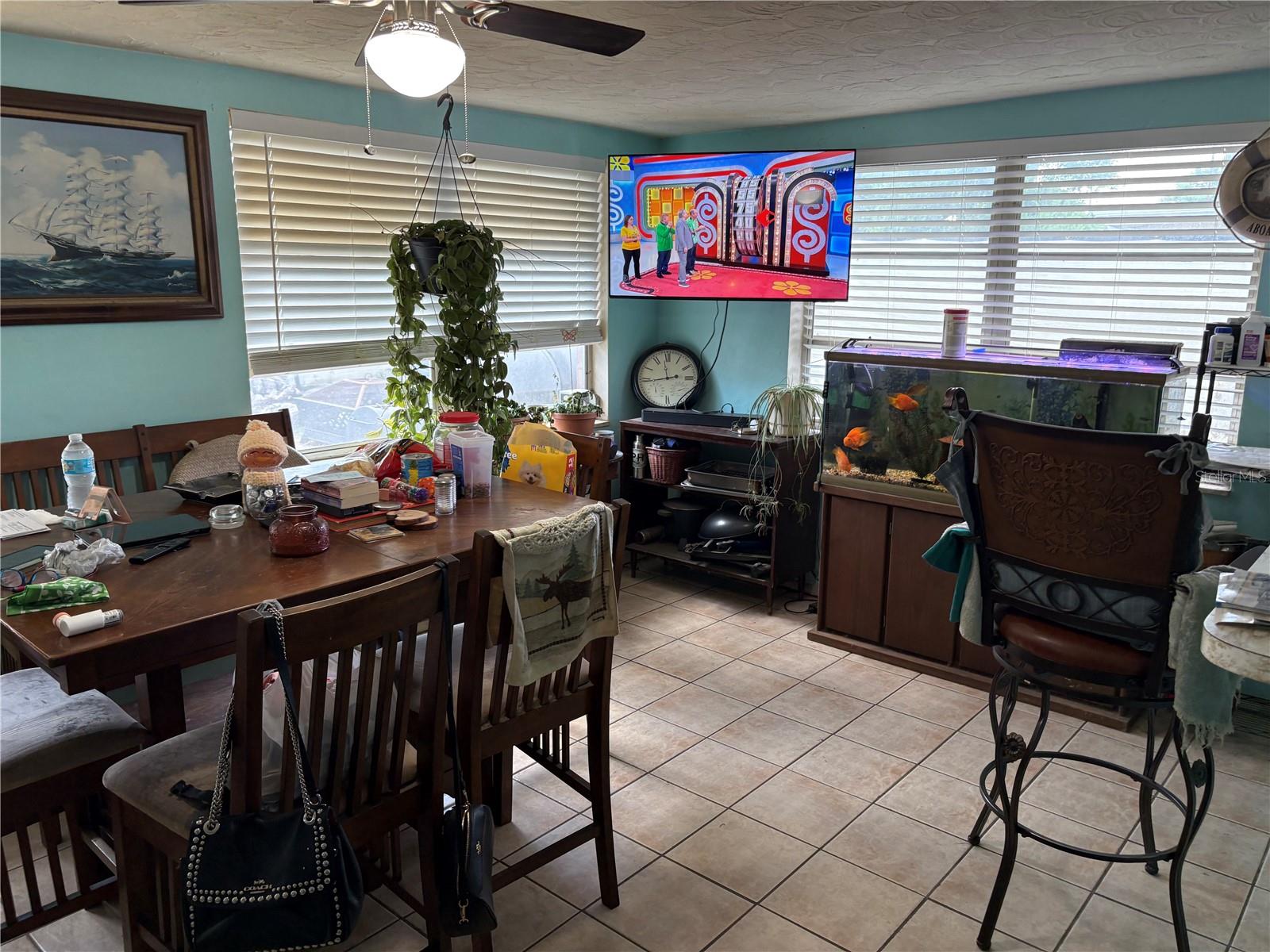 HOLIDAY GARDEN ESTATES - Residential