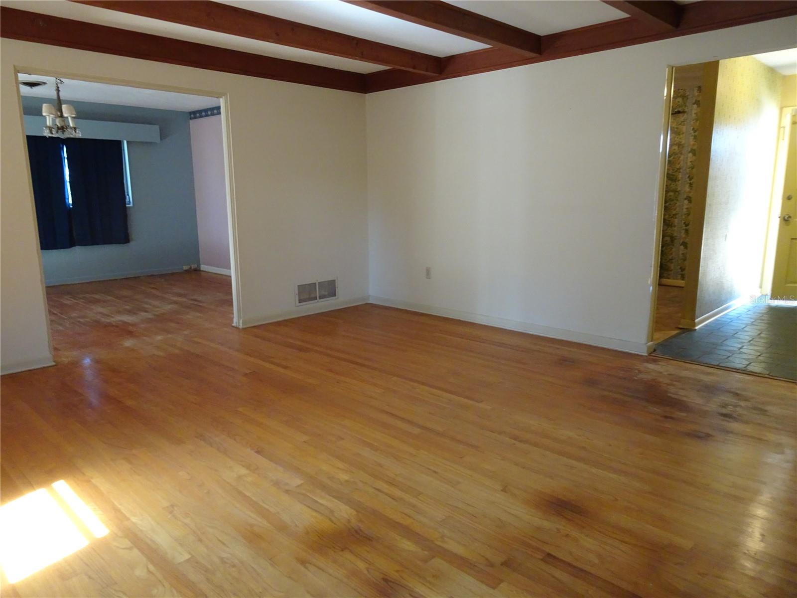 BEL AIR MANOR - Residential