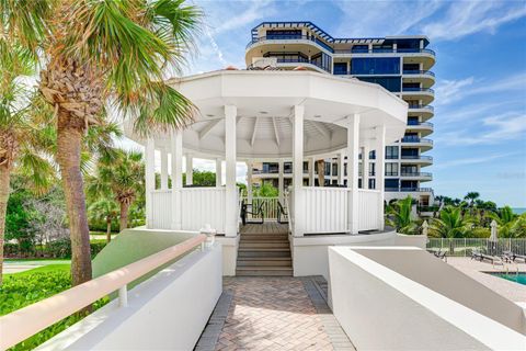 A home in LONGBOAT KEY