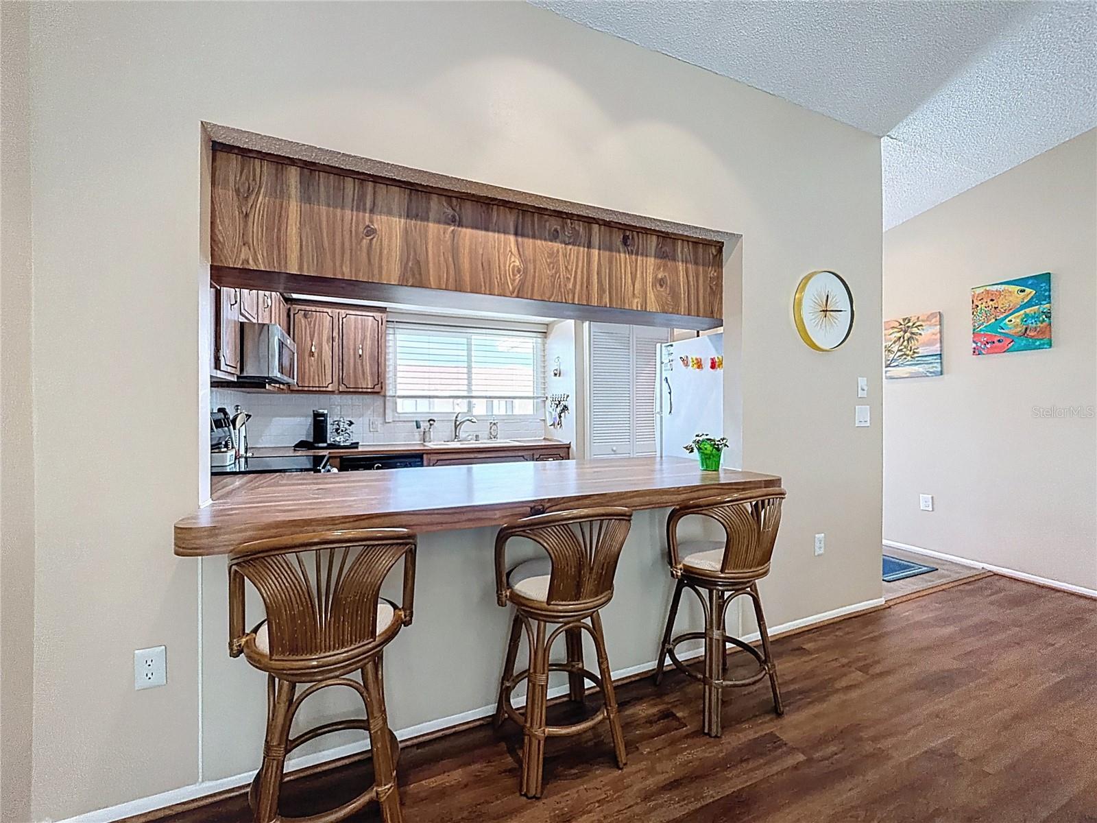 EAGLES POINT CONDO - Residential