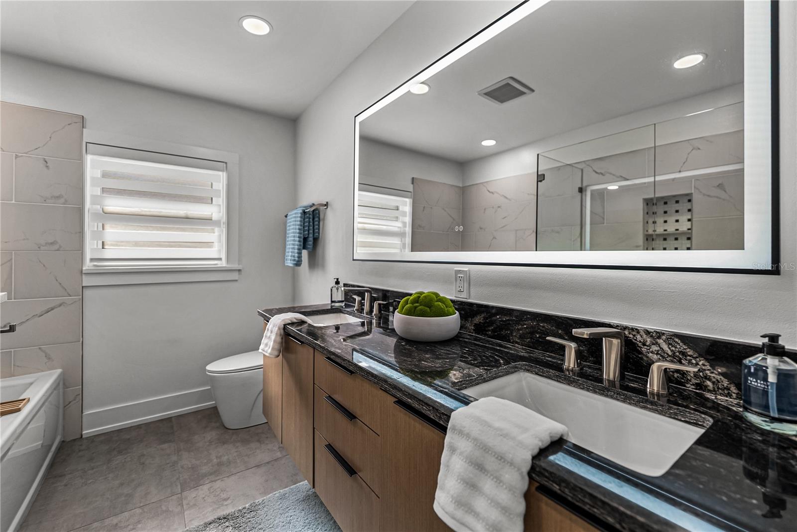 PASADENA GOLF CLUB ESTATES SEC 4 - Residential