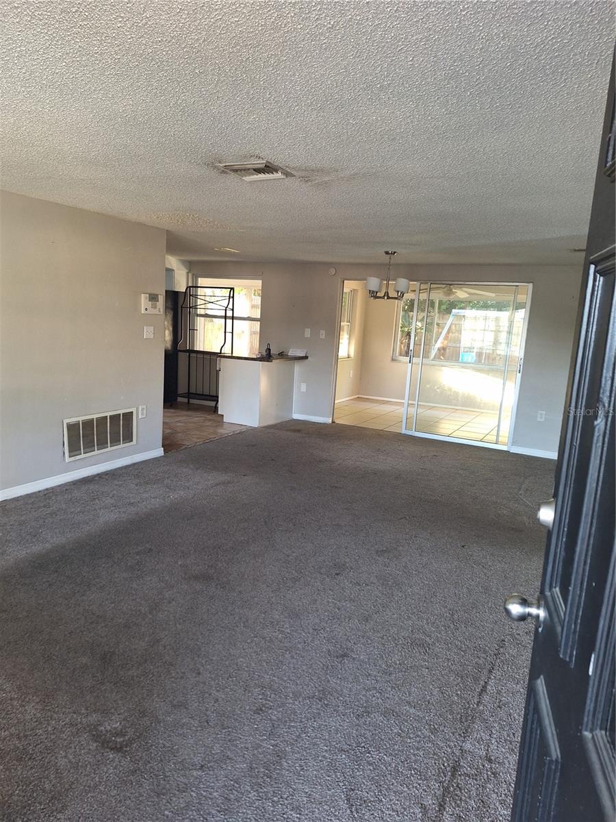 REGENCY PARK - Residential Lease