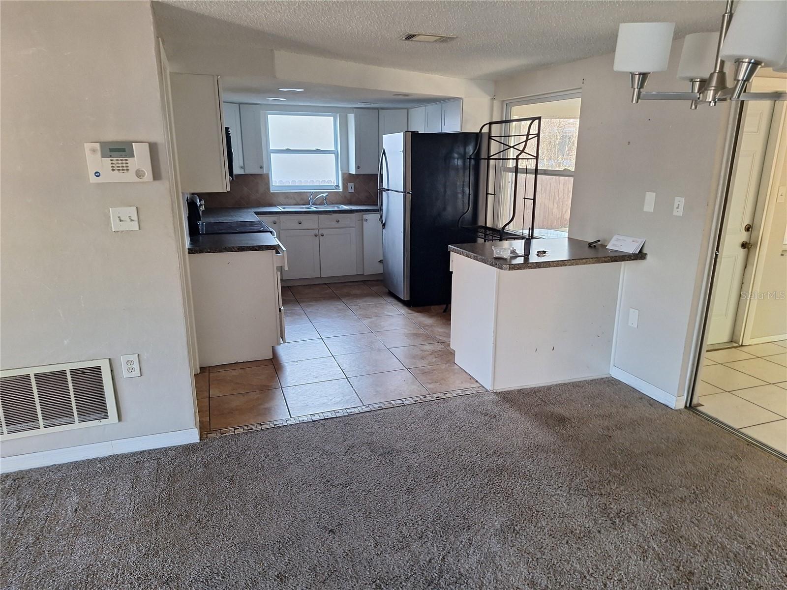 REGENCY PARK - Residential Lease