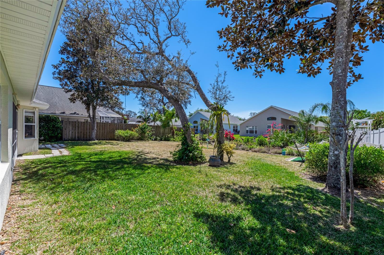 5986 HERON POND DRIVE