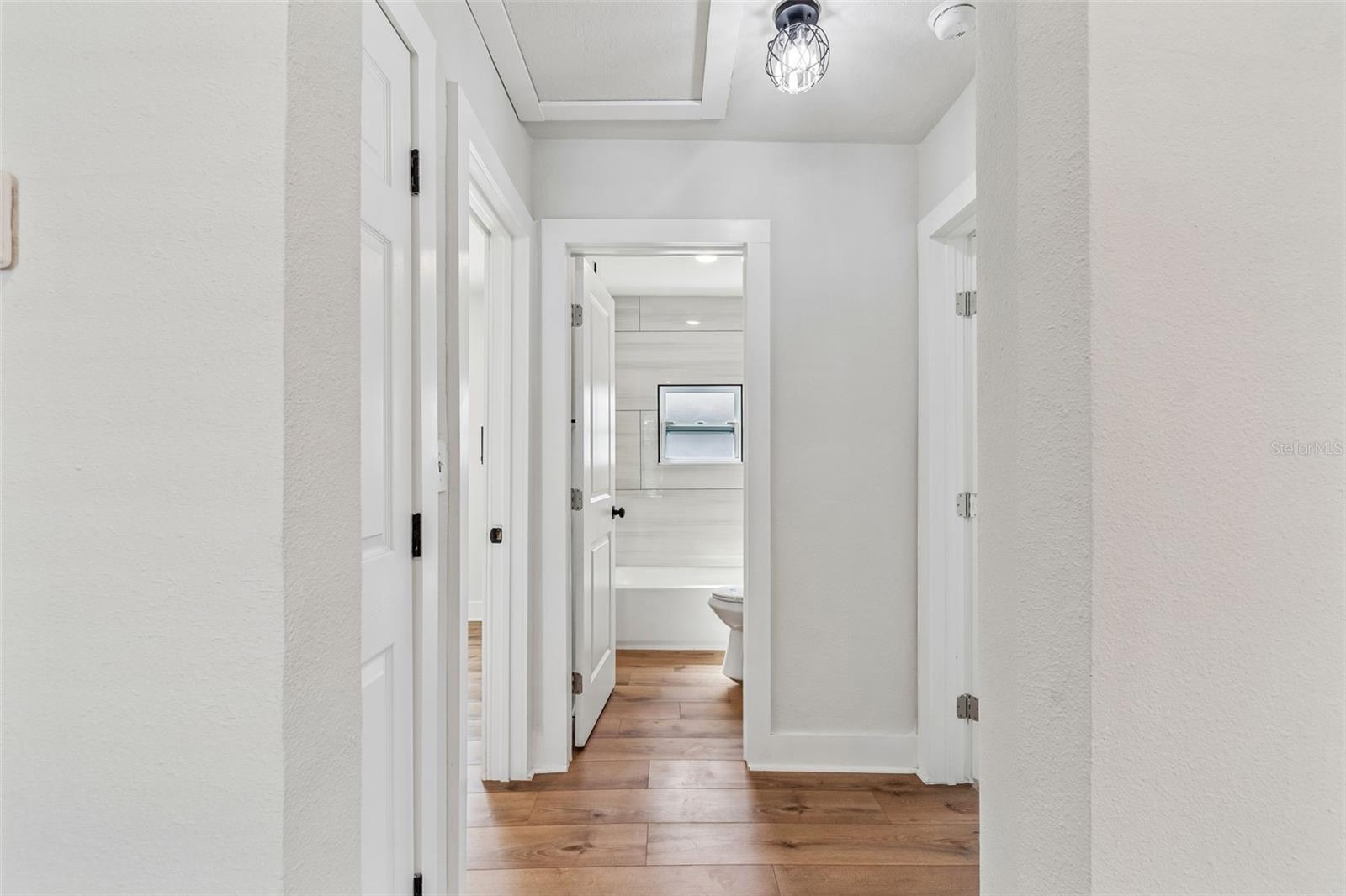 BUTTONS F P - Residential