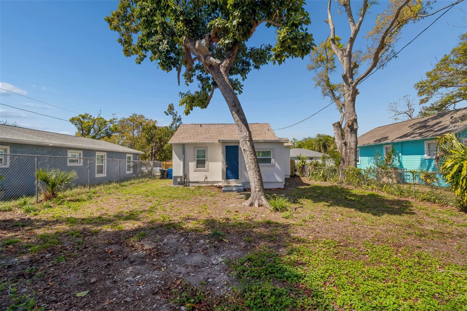 BUTTONS F P - Residential