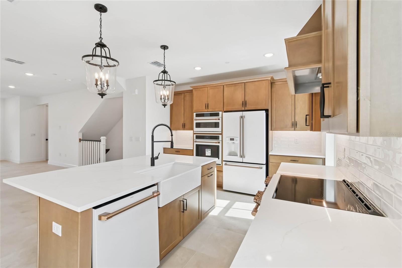 TOWNES AT NORTHLAKE - Residential