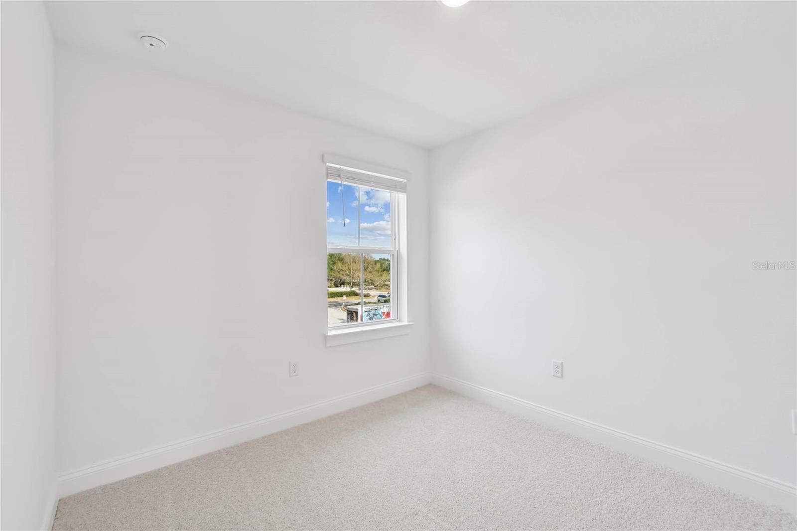 TOWNES AT NORTHLAKE - Residential