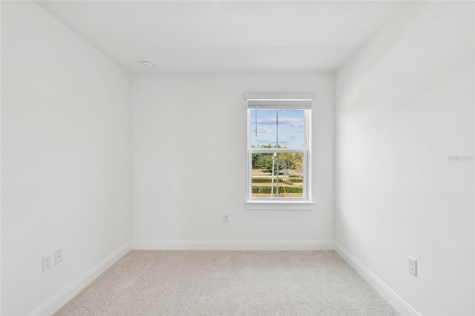 TOWNES AT NORTHLAKE - Residential